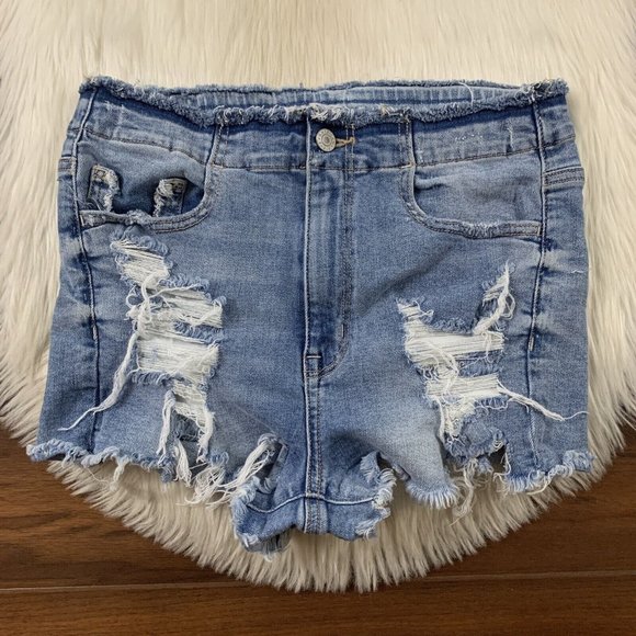 American Eagle‎ Women's Size 6 Light Wash Distressed Hi Rise Shortie Jean Shorts - Picture 1 of 6